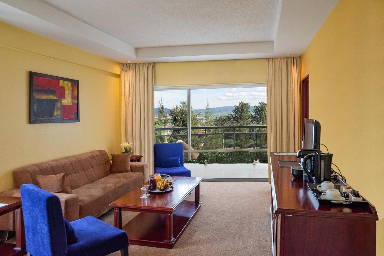 Hotel Des Mille Collines Kigali Eksteriør billede